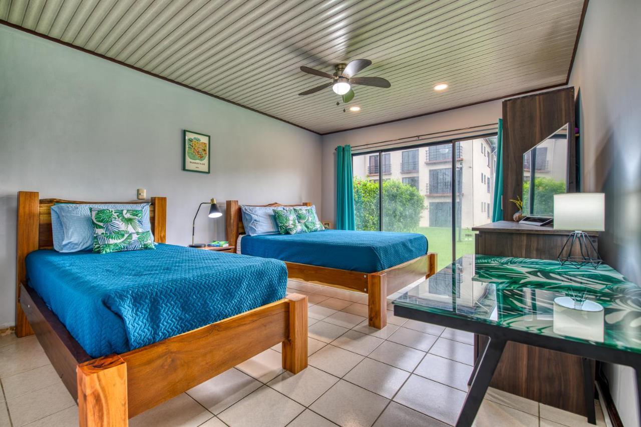 Golden Getaway Apartments Liberia Ngoại thất bức ảnh